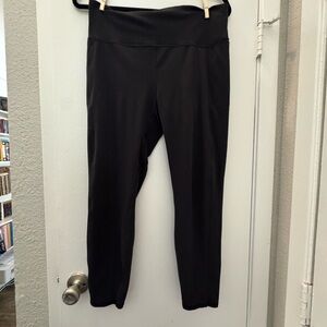 Vuori Women's Black Leggings